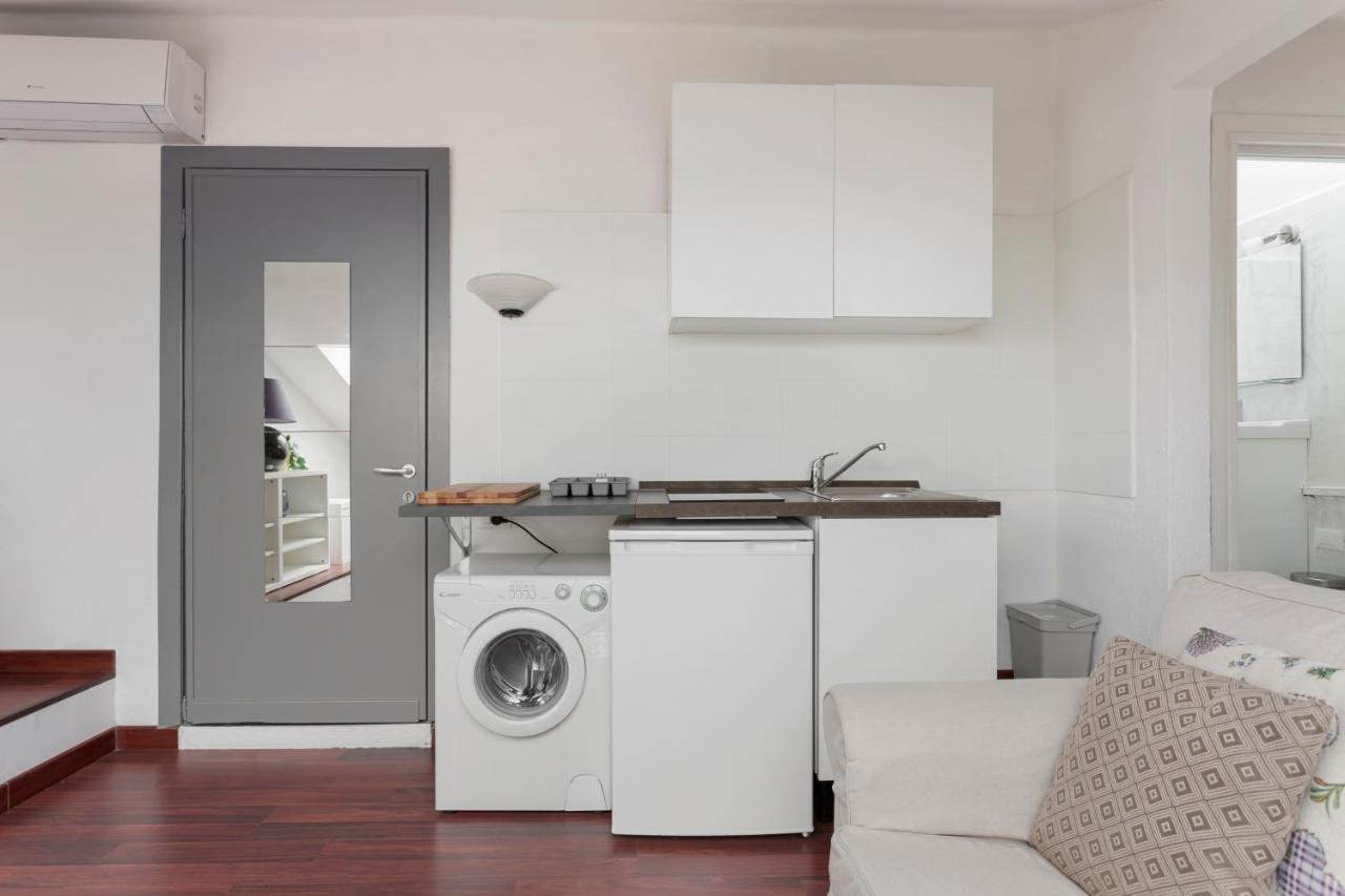 2 Bedroom Apt - Duomo 3 Милано Екстериор снимка