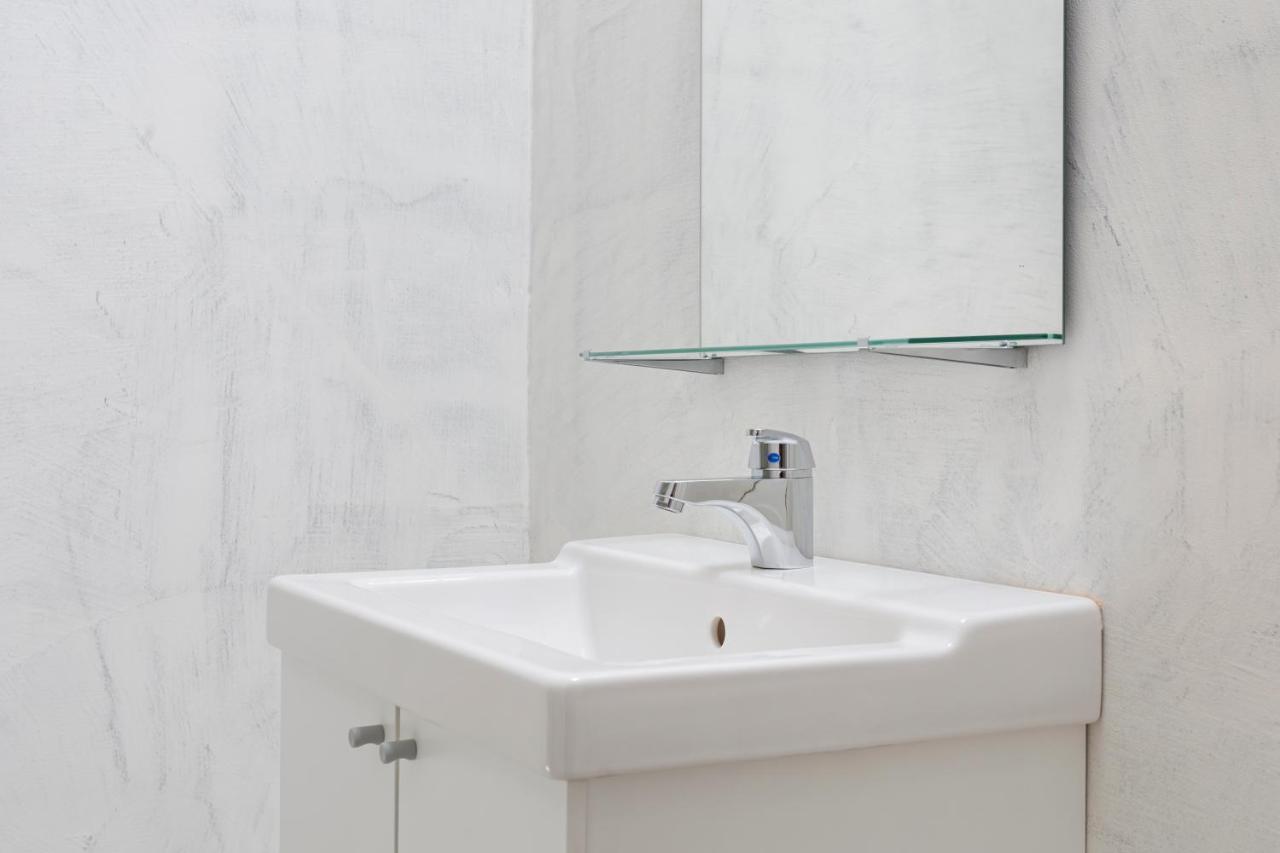 2 Bedroom Apt - Duomo 3 Милано Екстериор снимка